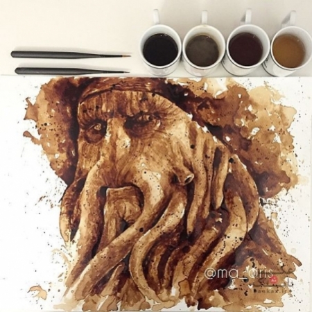 نقاشی های دقیق از کاراکترهایی از جنس قهوه
