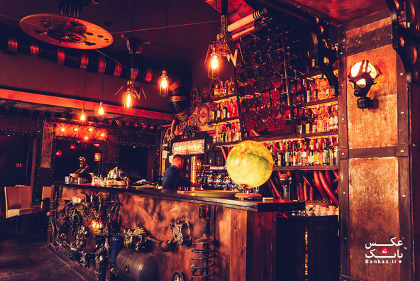 اولین جنبش Steampunk Bar در جهان، در رومانی/بانک عکس