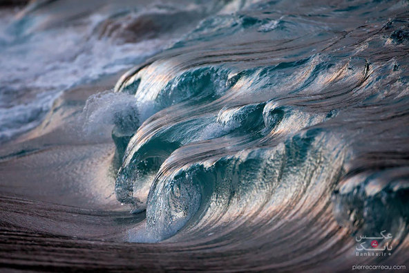 تصاویری از عظمت و زیبایی شکست امواج دریا/بانک عکس
